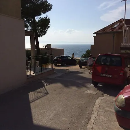 Apartment In With Terrace, Air Conditioning, Wi-fi Podgora