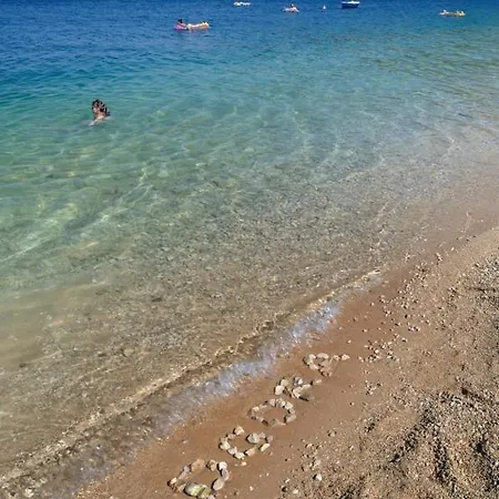 In With Terrace, Air Conditioning, Wi-fi Apartment Podgora